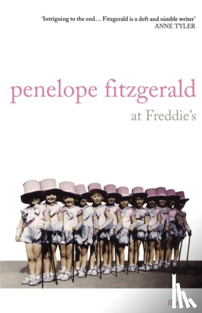 Fitzgerald, Penelope - At Freddie’s