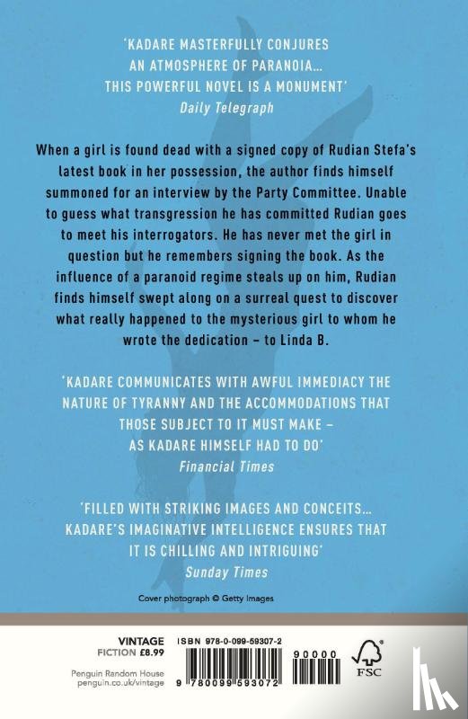 Kadare, Ismail - A Girl in Exile