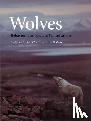 L. David Mech, Luigi Boitani - Wolves