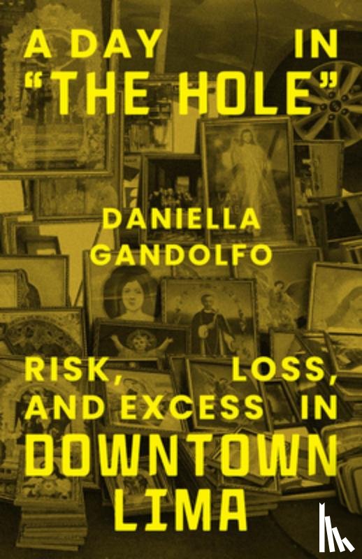 Gandolfo, Daniella - A Day in "The Hole"