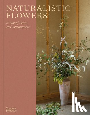 Studio, AESME - Naturalistic Flowers