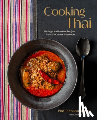 Techamuanvivit, Pim, Nguyen, Andrea - Cooking Thai