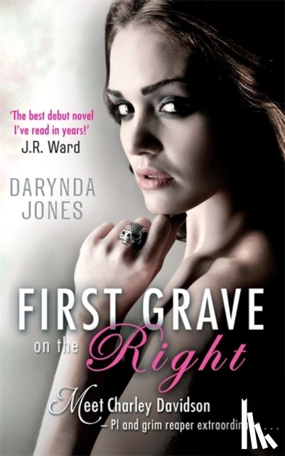 Jones, Darynda - First Grave On The Right