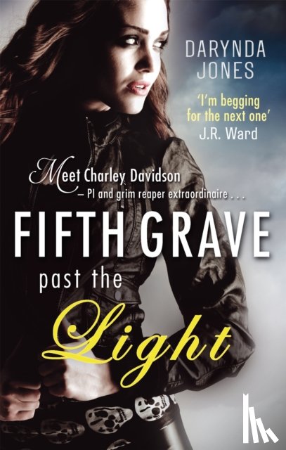 Jones, Darynda - Fifth Grave Past the Light