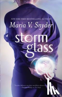 Snyder, Maria V. - Storm Glass