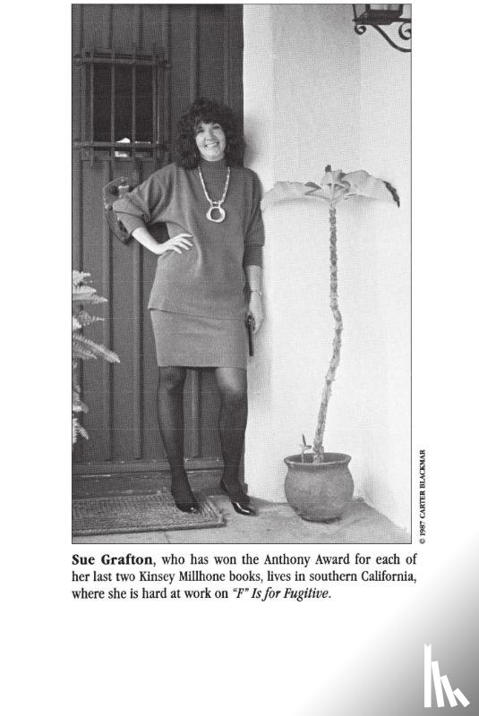 Grafton, Sue - E Is for Evidence