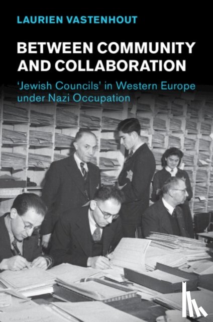 Vastenhout, Laurien - Between Community and Collaboration