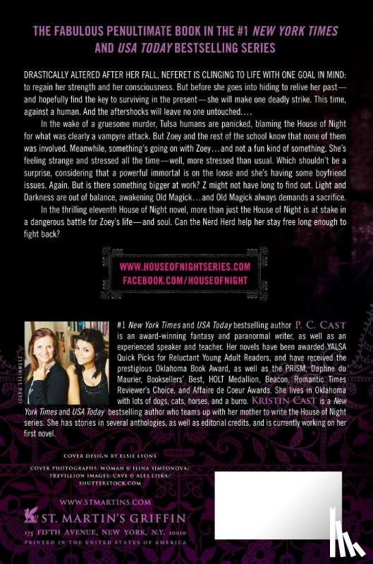 Cast, P. C., Cast, Kristin - Revealed