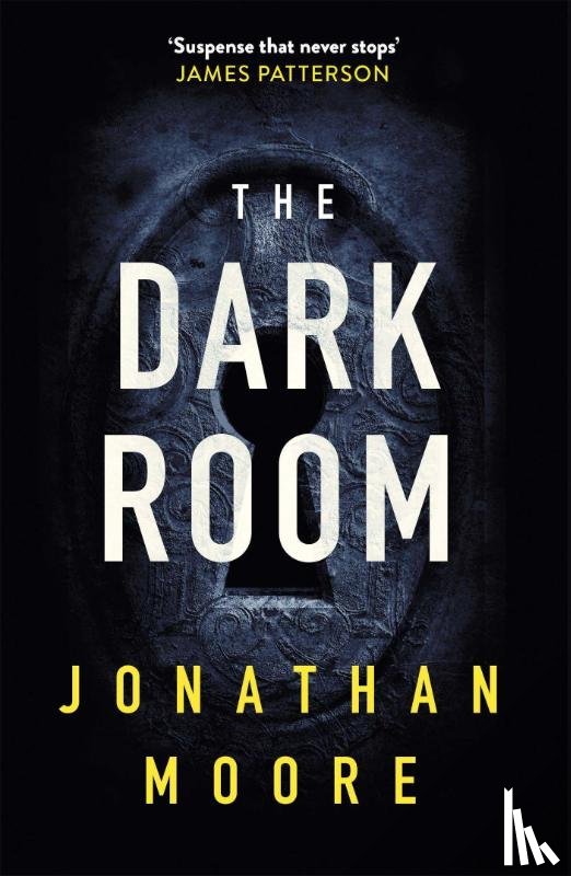 Moore, Jonathan - The Dark Room