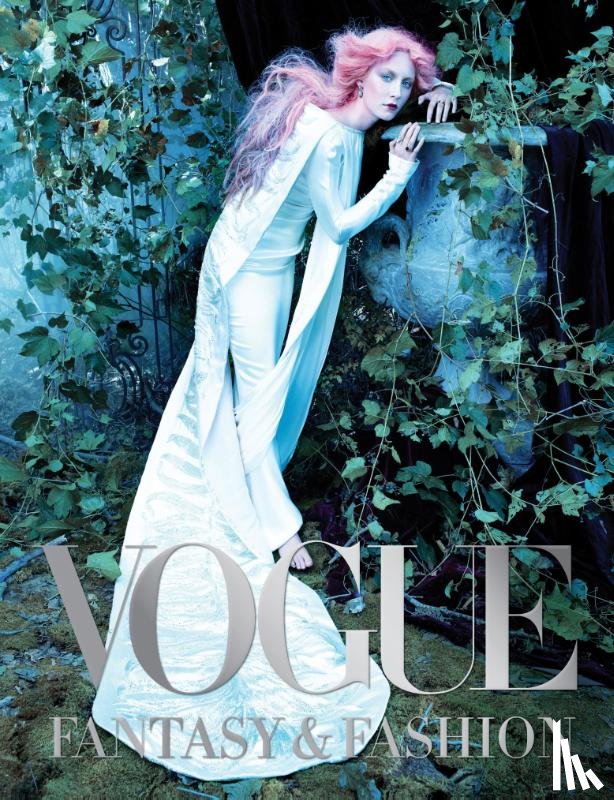 Vogue editors - Vogue: Fantasy & Fashion