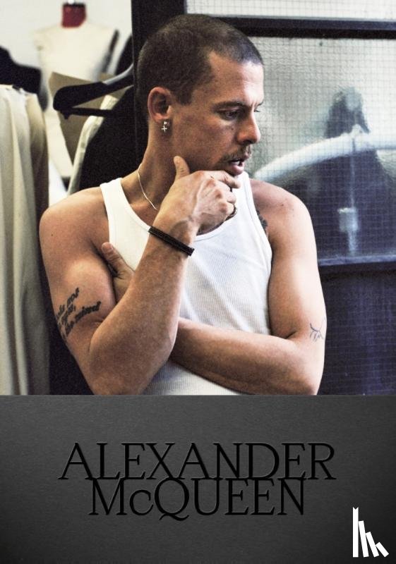 Editors of Createur Magazine - Alexander McQueen