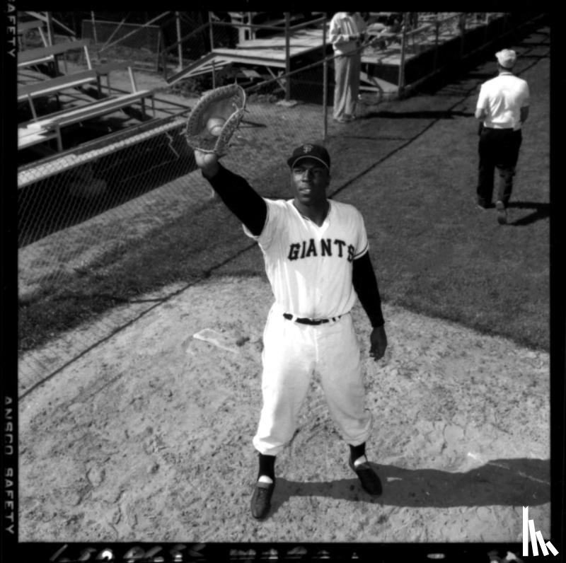 Haft, Chris - A Giant among Giants