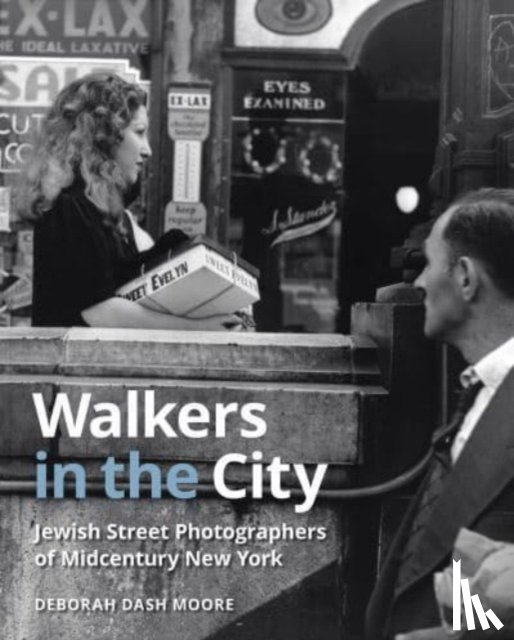 Dash Moore, Deborah - Walkers in the City