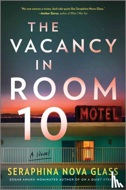 Nova Glass, Seraphina - Nova Glass, S: Vacancy in Room 10