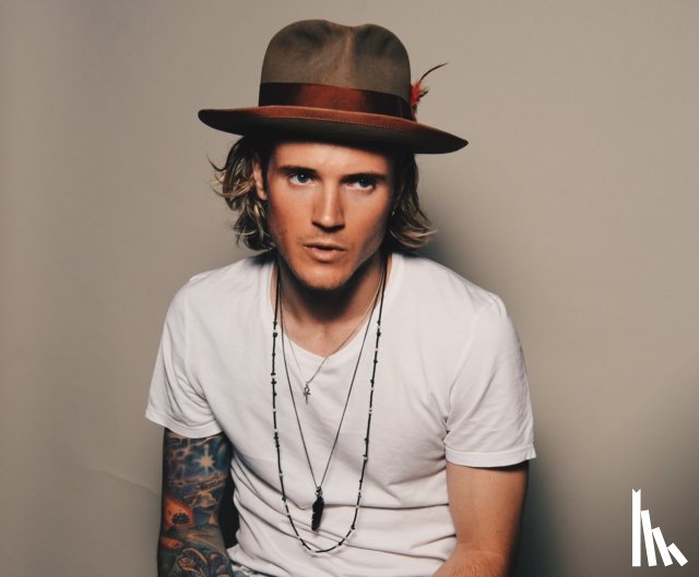 Poynter, Dougie - Plastic Sucks! You Can Make A Difference