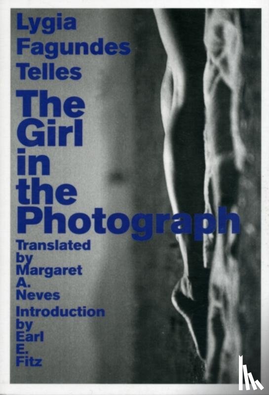 Fagundes Telles, Lygia - The Girl in the Photograph