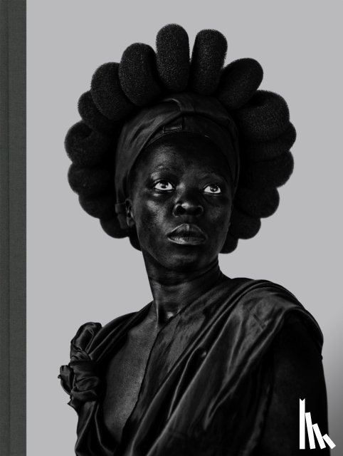 Muholi, Zanele, Mussai, Renee - Zanele Muholi: Somnyama Ngonyama