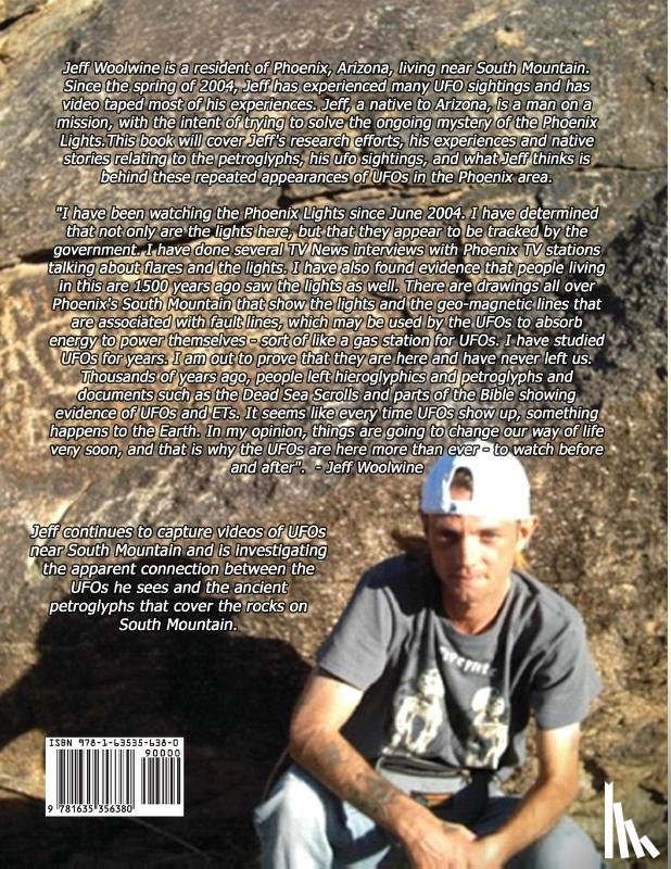 Woolwine, Jeff - The Phoenix Lights- Petroglyphsinthesky (Landscapes for the Spirits)