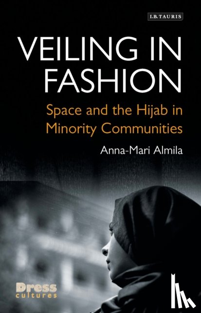 Almila, Anna-Mari (London College of Fashion - Veiling in Fashion
