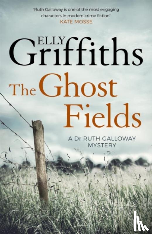 Griffiths, Elly - The Ghost Fields