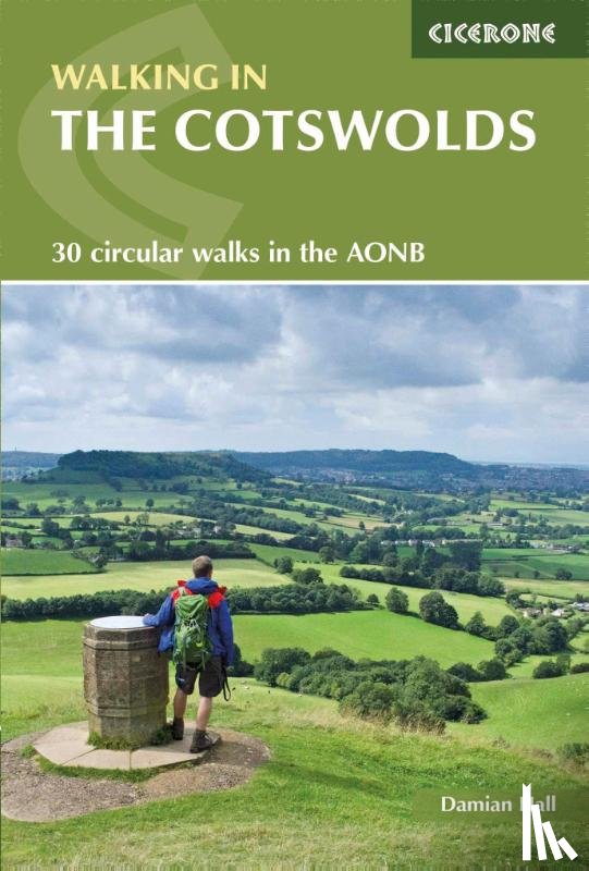 Hall, Damian - Walking in the Cotswolds