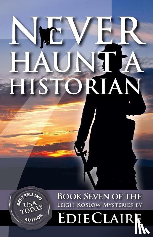 Claire, Edie - Never Haunt a Historian