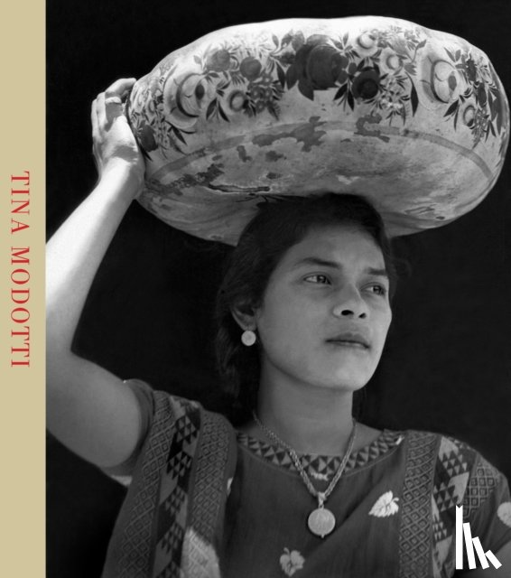 Martín, Isabel Tejeda - Tina Modotti