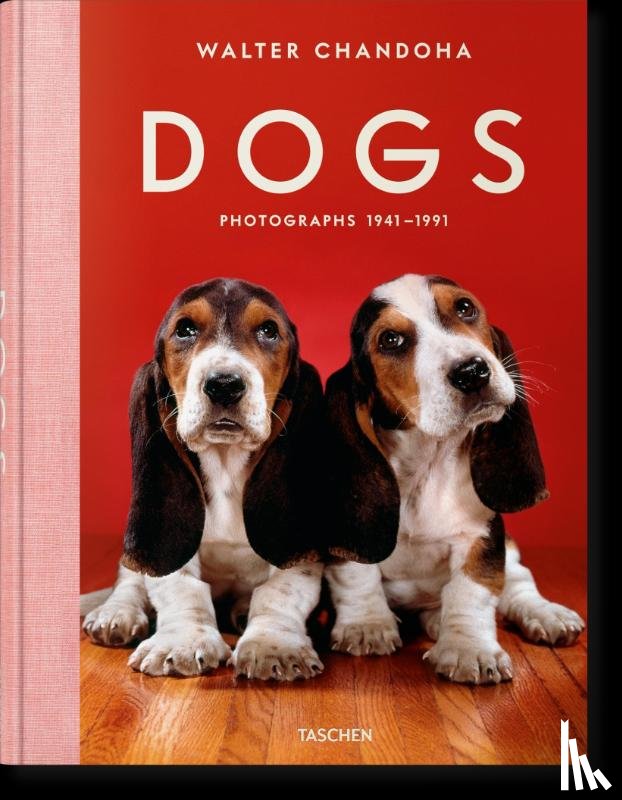  - Walter Chandoha. Dogs. Photographs 1941–1991