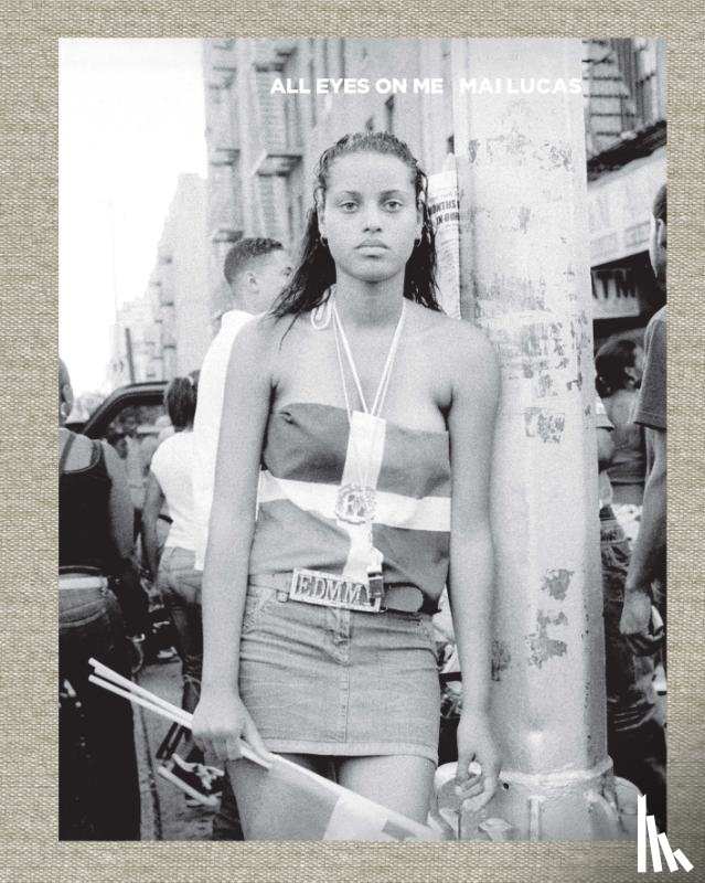 Lucas, Mai - All Eyes On Me