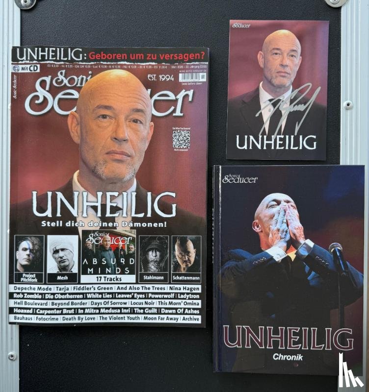  - Unheilig signierte Fotokarte + Chronik-Buch + Sonic Seducer 03/2026 Liebe Glaube Monster