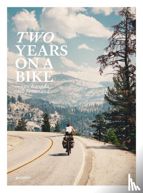 Doolaard, Martijn - Two Years On A Bike