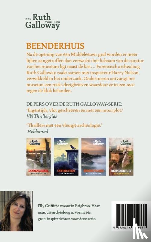 Griffiths, Elly - Beenderhuis
