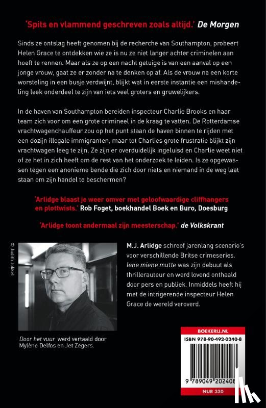 Arlidge, M.J. - Door het vuur