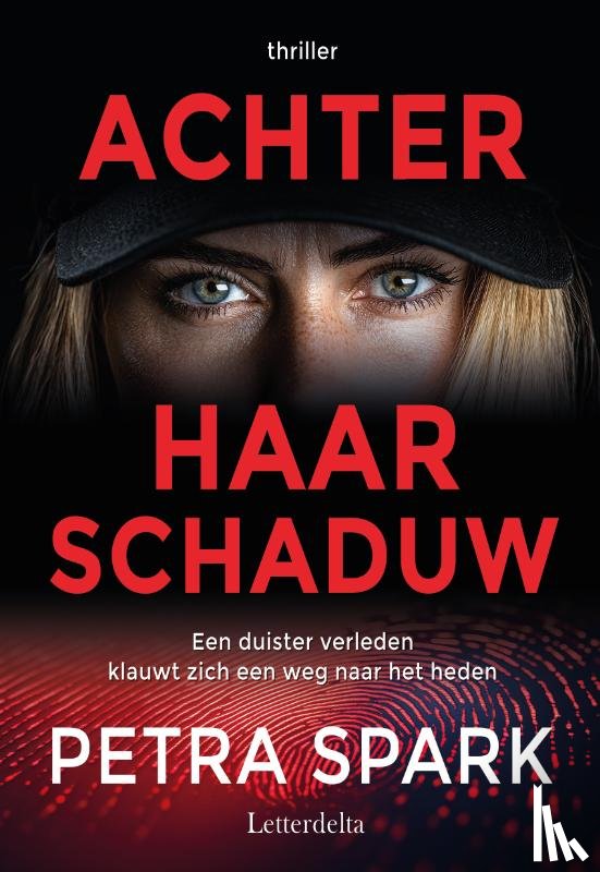 Spark, Petra - Achter haar schaduw