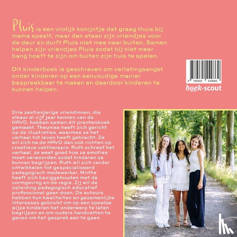 Steenbeek, Ruth - Pluis blijft liever thuis