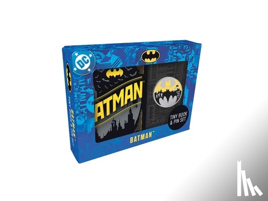 Insight Editions - DC Comics: Batman Tiny Book and Pin Set