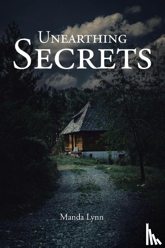Lynn, Manda - UNEARTHING SECRETS