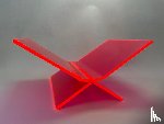  - Boekenstandaard perspex middel design Fuchsia Roze transparant