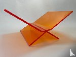  - Boekenstandaard perspex middel design Fluor Oranje transparant