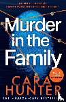Hunter, Cara - Murder in the Family