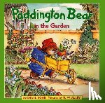 Bond, Michael - Paddington Bear in the Garden