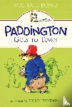 Bond, Michael - Paddington Goes to Town