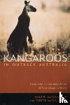 McCullough, Dale, McCullough, Yvette - Kangaroos in Outback Australia