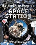 DK - Behind the Scenes at the Space Station