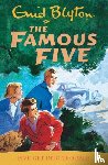 Blyton, Enid - Famous Five: Five Get Into Trouble