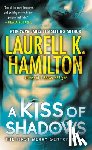 Hamilton, Laurell K. - KISS OF SHADOWS