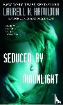 Hamilton, Laurell K - Hamilton, L: Seduced by Moonlight