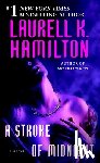 Hamilton, Laurell K. - STROKE OF MIDNIGHT