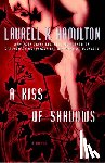 Hamilton, Laurell K. - A Kiss of Shadows: A Merry Gentry Novel