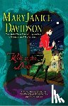 Davidson, Maryjanice - Wolf at the Door